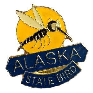 Alaska State Bird Mosquitoe Pin Funny Souvenir Travel Hat Lapel Pin Tour Guide